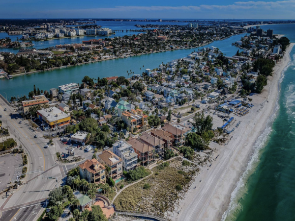 Treasure Island 6 Bedroom Home Pool & Views